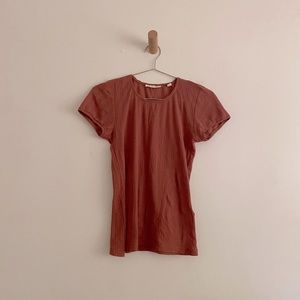 Doen short sleeved tee in terracotta size small